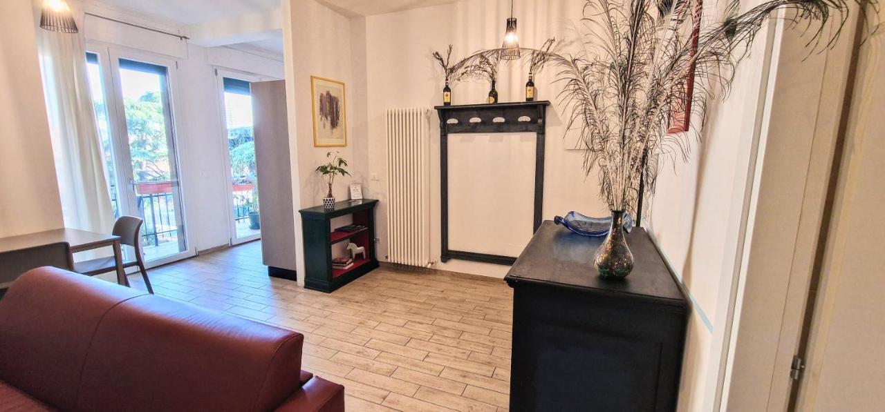 Central City Rooms M09 Apartment Bologna Exterior foto